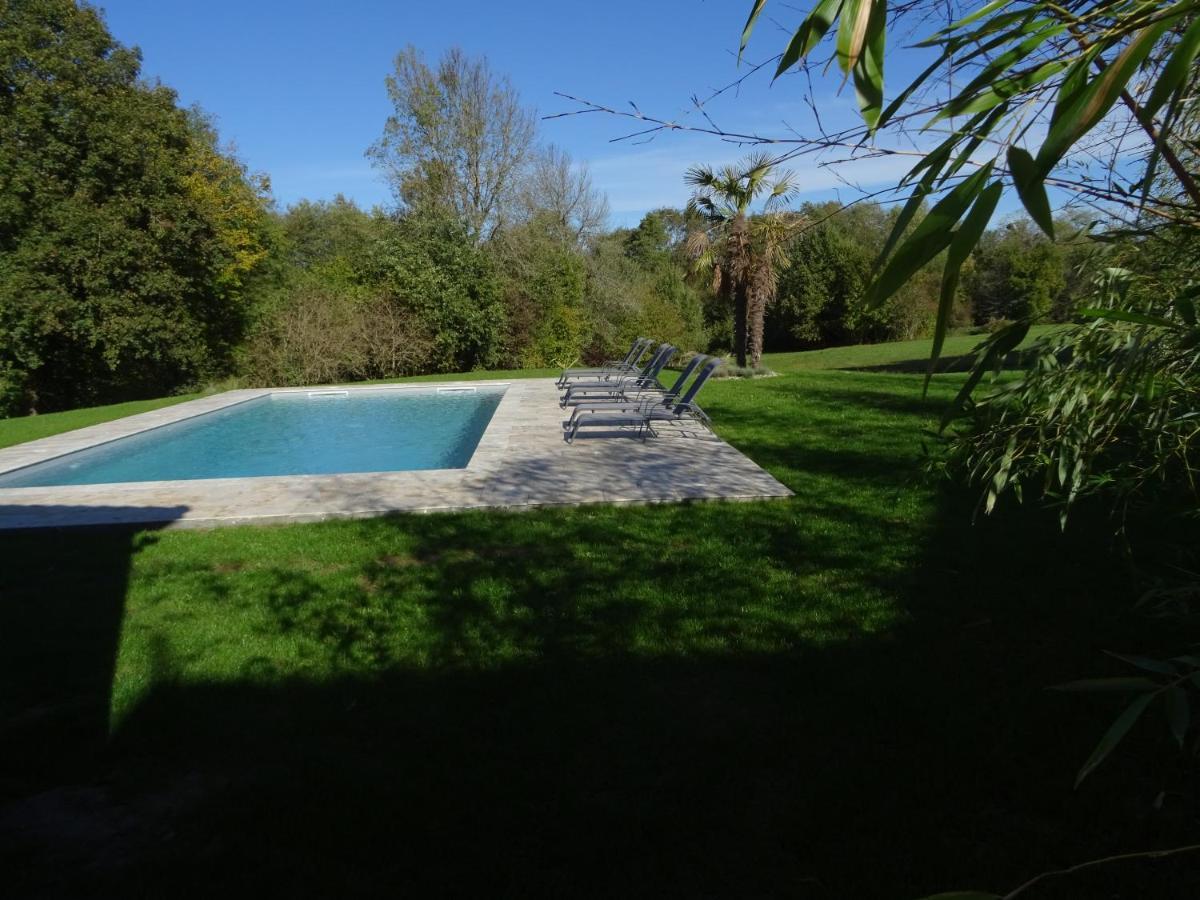 Bed and Breakfast Domaine La Bastide Cleyrac Exterior foto