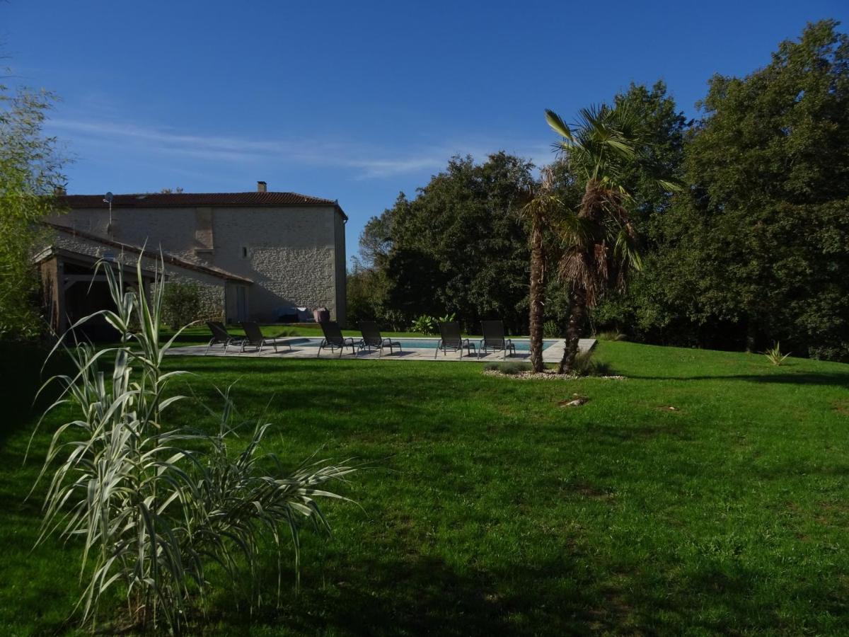 Bed and Breakfast Domaine La Bastide Cleyrac Exterior foto